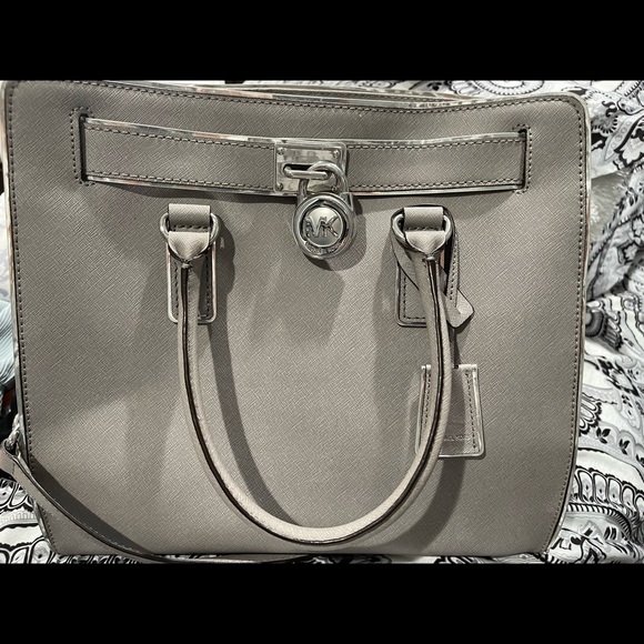 Michael Kors bag - Picture 2 of 5